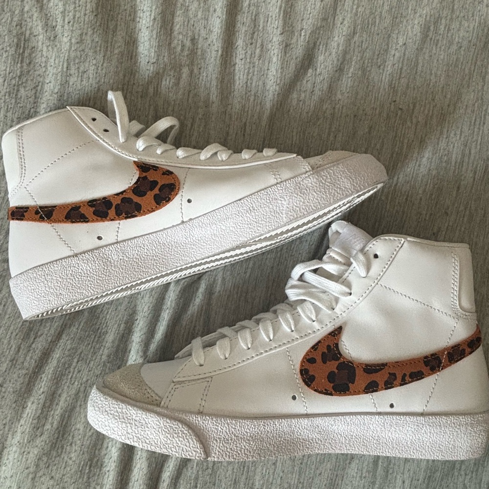 Nike Women's White and Brown Blazers